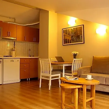 Townhouse Апартаменты *